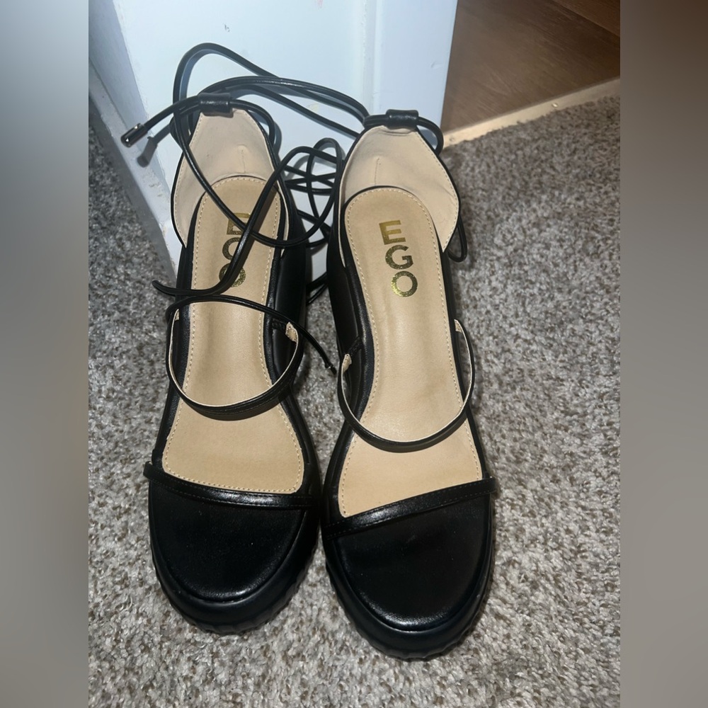Wedge heel